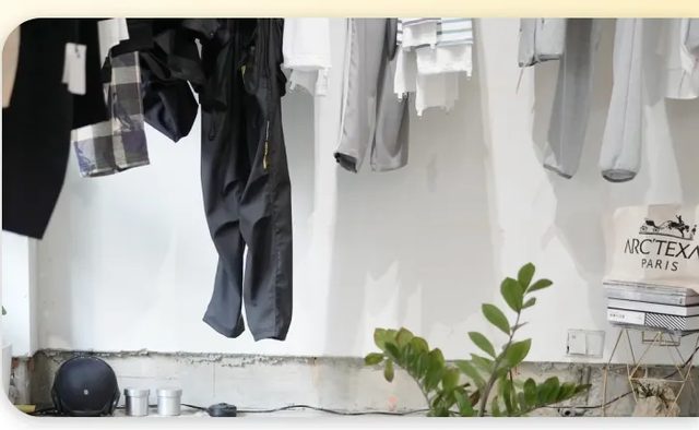aboutの店内